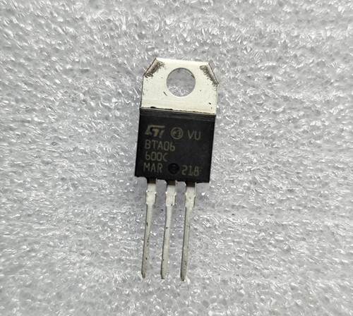 Bta06 600c 220 600 v - 6a,